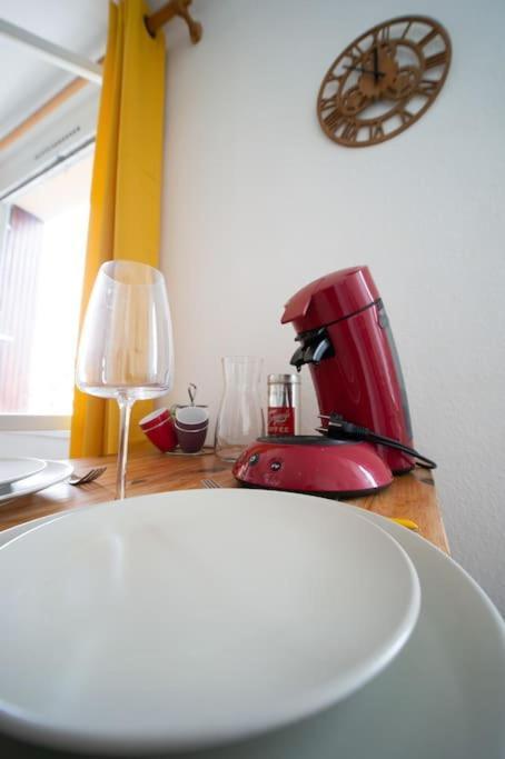 Fully Equipped Apartment Ideal For 2 People Марсель Экстерьер фото