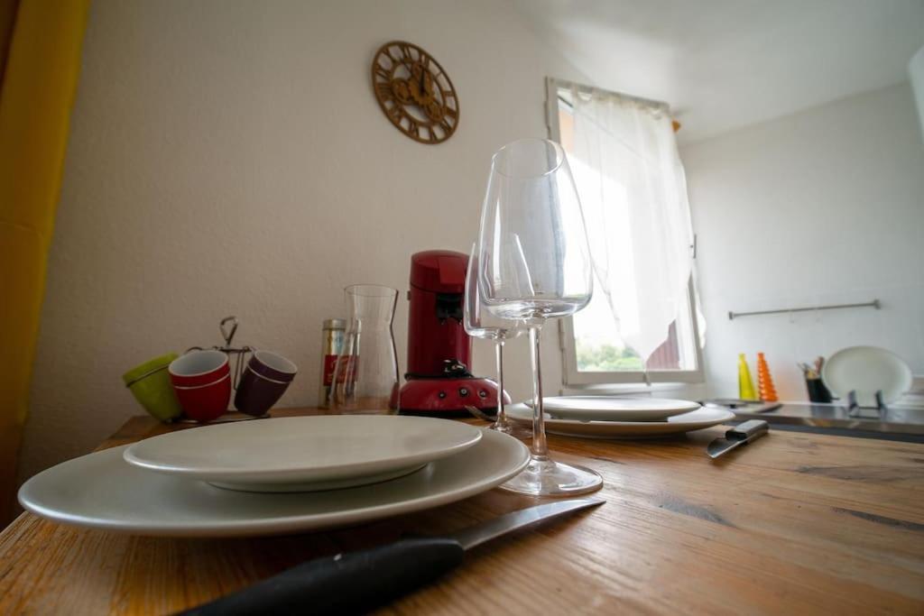 Fully Equipped Apartment Ideal For 2 People Марсель Экстерьер фото