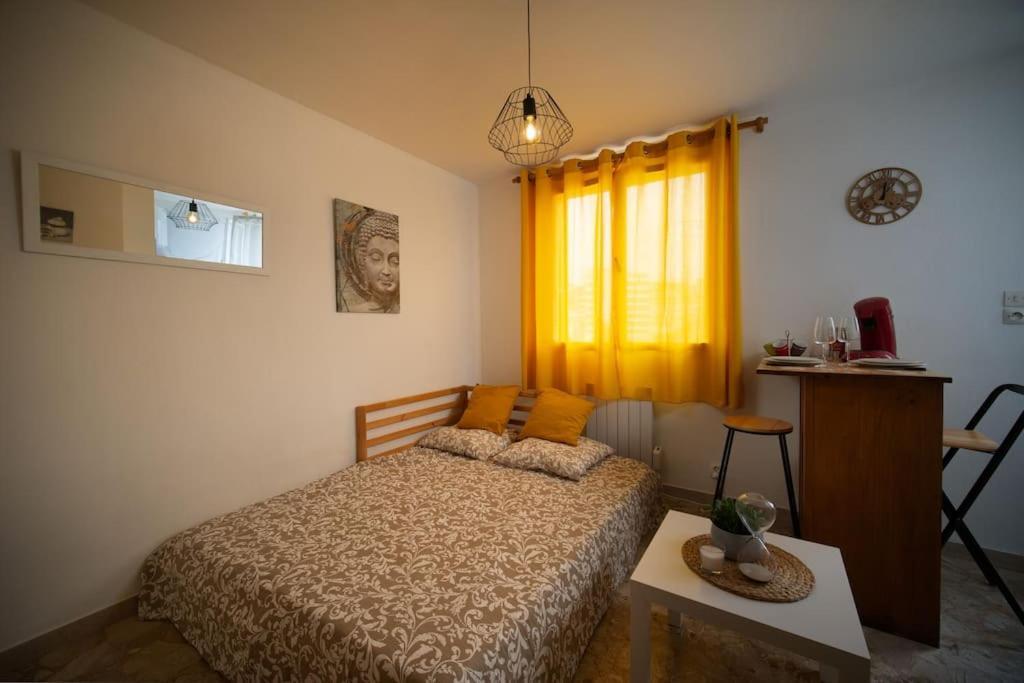 Fully Equipped Apartment Ideal For 2 People Марсель Экстерьер фото
